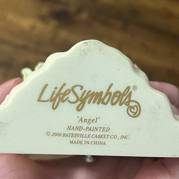 Life Symbols Hand Painted Angel Praying Figurine - Picture 5 of 6